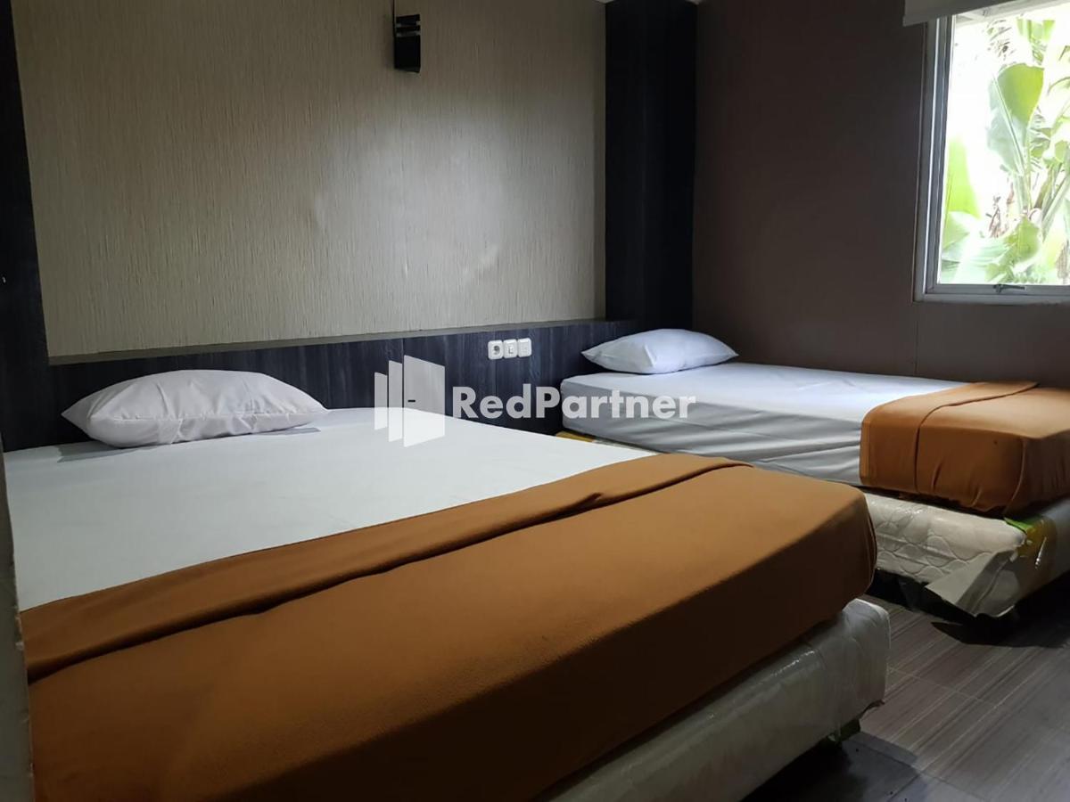 Hotel Ayu Lestari Ternate Redpartner Exterior foto