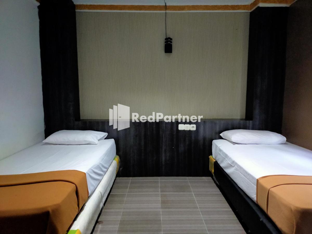 Hotel Ayu Lestari Ternate Redpartner Exterior foto