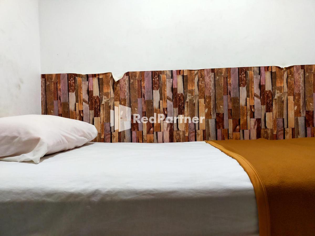 Hotel Ayu Lestari Ternate Redpartner Exterior foto