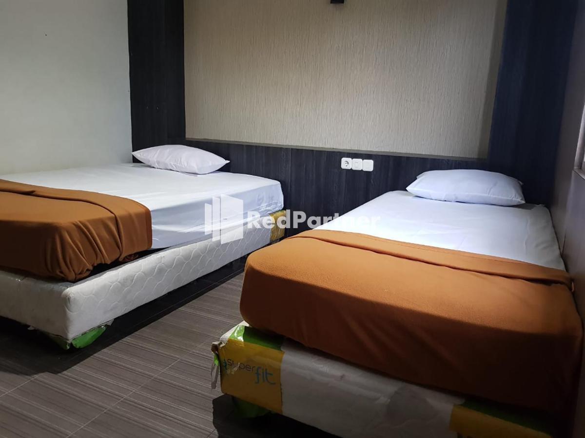 Hotel Ayu Lestari Ternate Redpartner Exterior foto