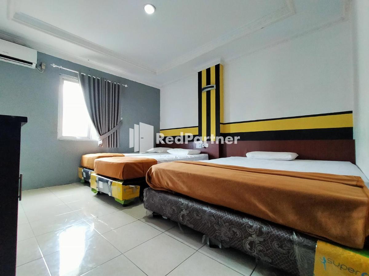 Hotel Ayu Lestari Ternate Redpartner Exterior foto