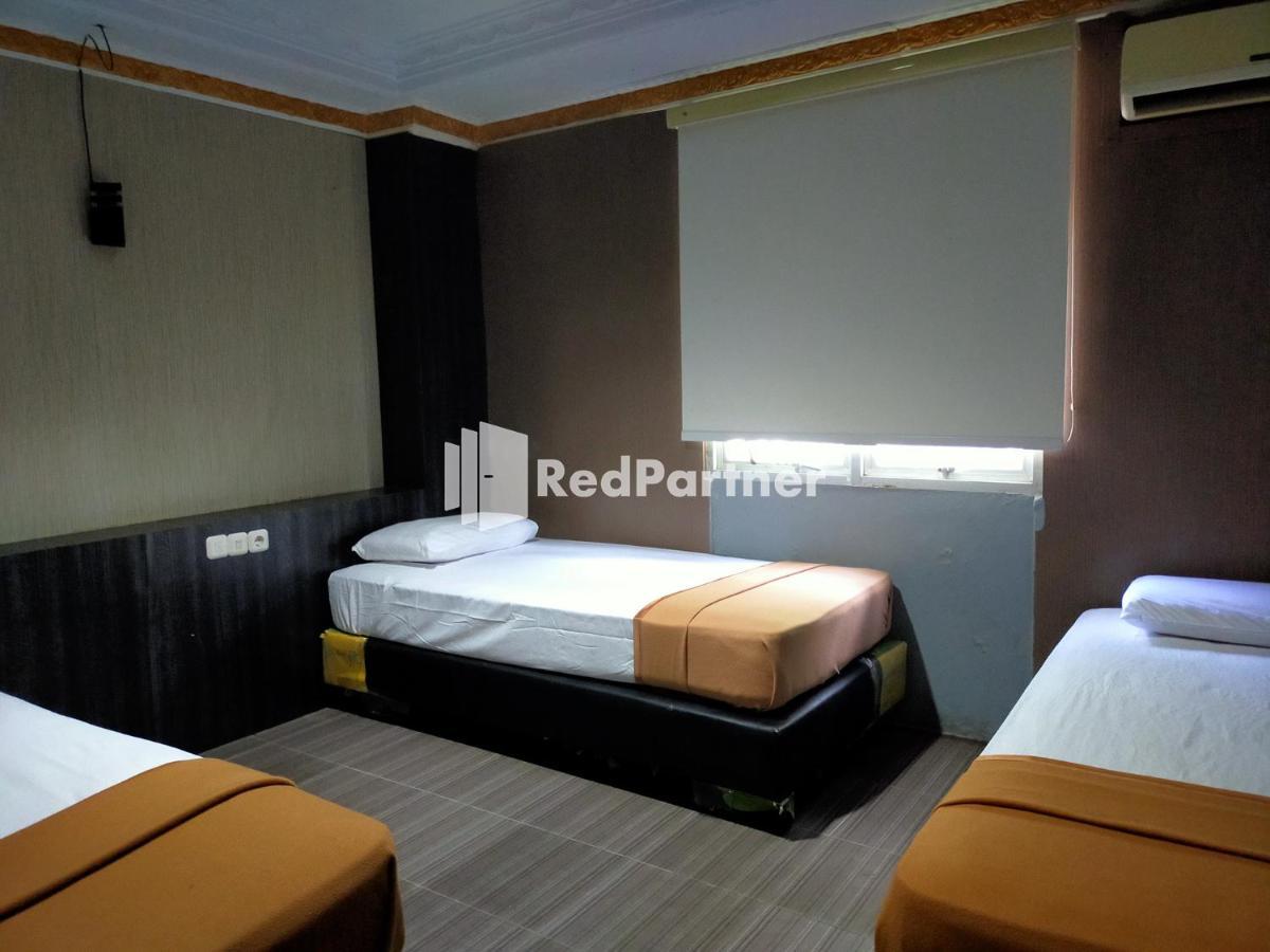 Hotel Ayu Lestari Ternate Redpartner Exterior foto