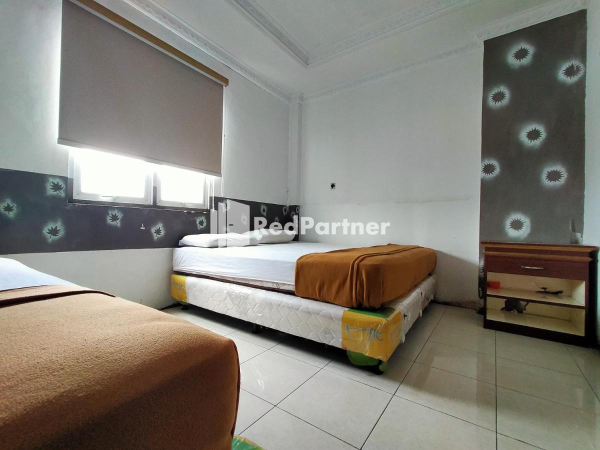 Hotel Ayu Lestari Ternate Redpartner Exterior foto